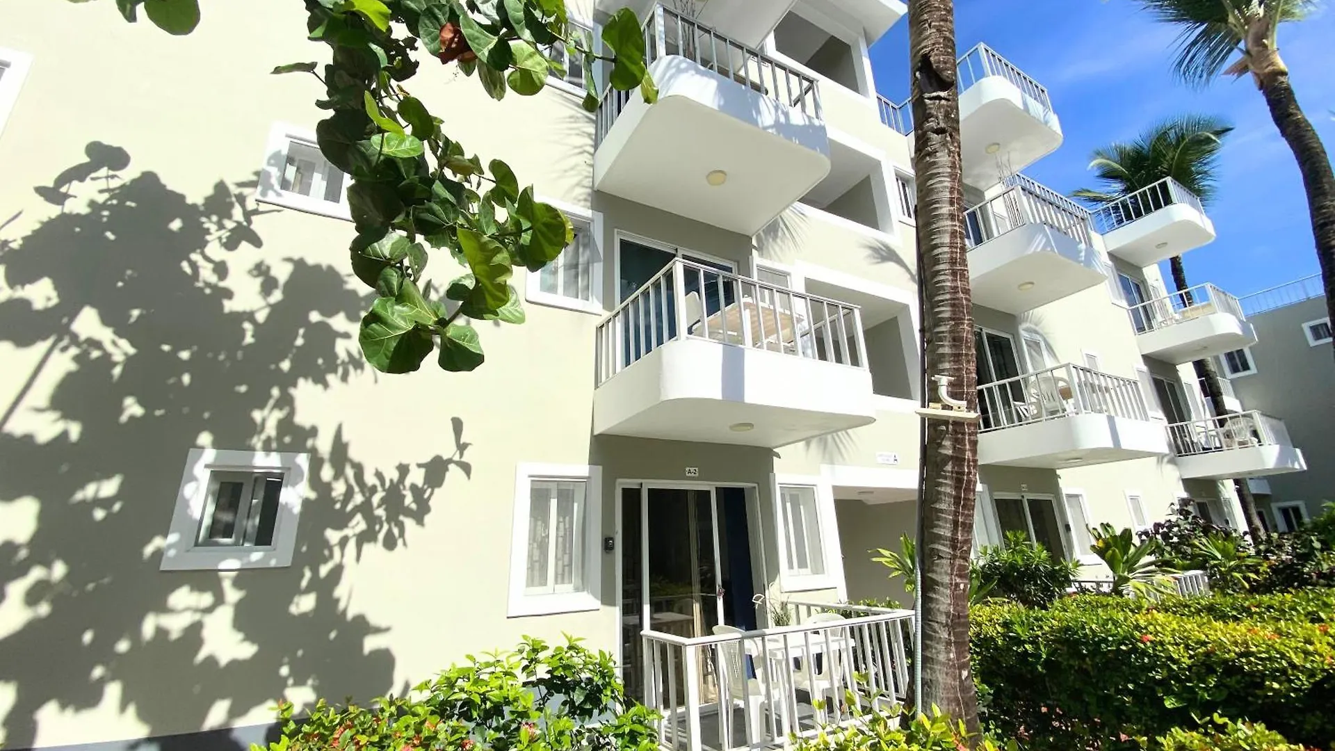 Atlantico Studios - Playa Los Corales - Beach Club, Wifi, Swimming Pool Punta Cana 5*,  Dominican Republic
